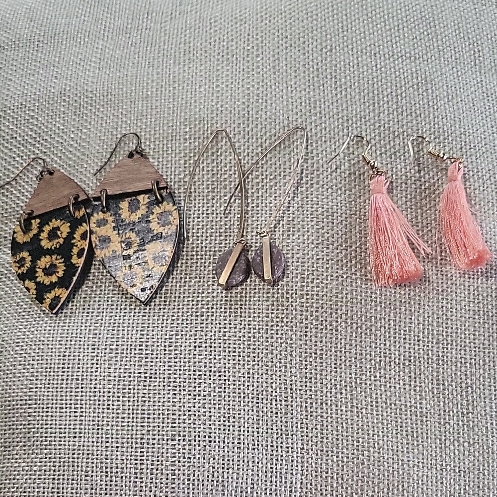 Stylish Mixed Earrings Set - Black, Rose Gold Tone , Pink